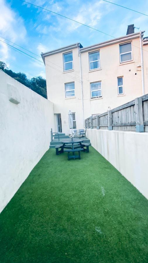 The Bonting Beautiful Three Bed Townhouse Near Harbour And Beach Torquay Exteriér fotografie
